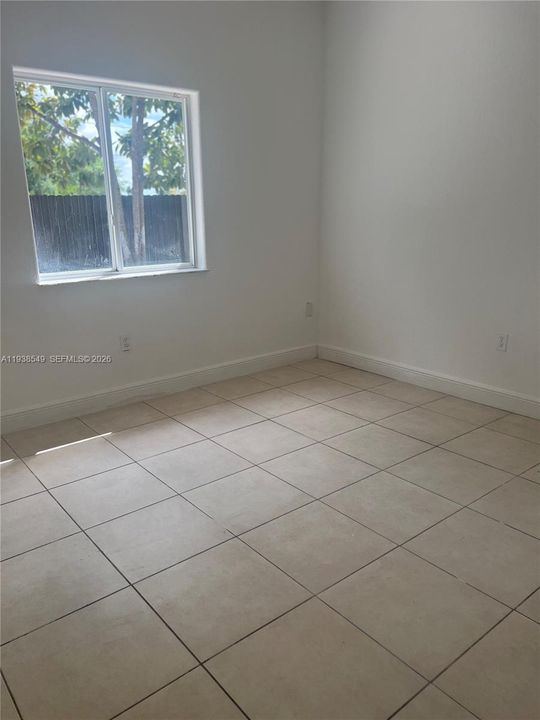 В аренду: $3,200 (3 спален, 2 ванн, 1740 Квадратных фут)