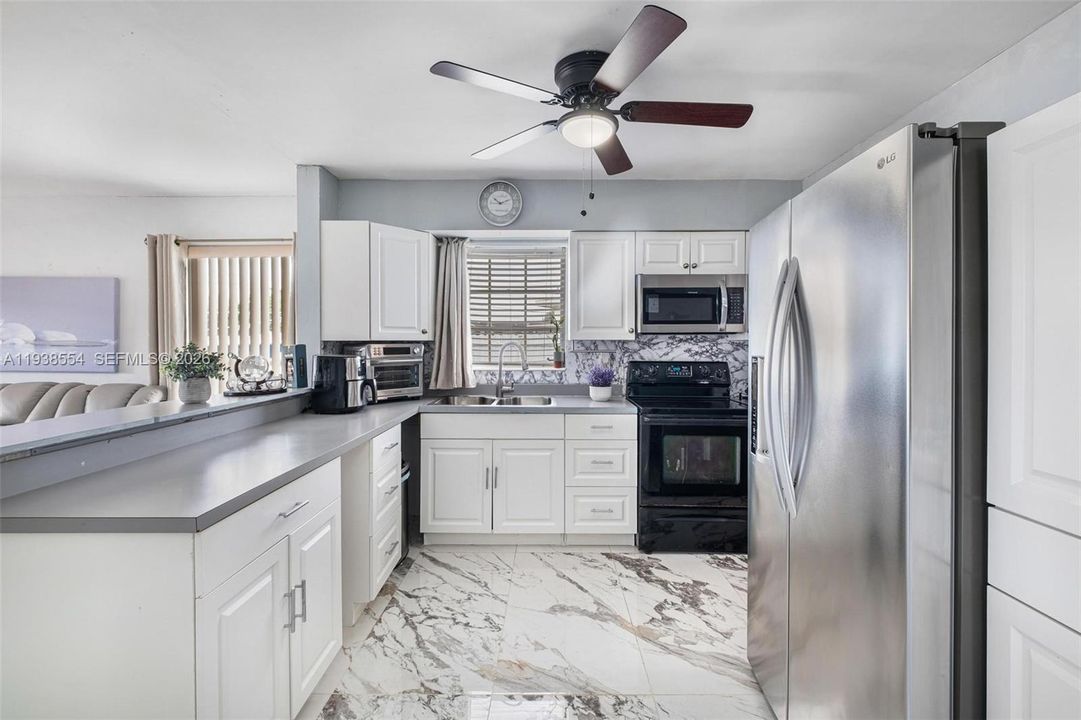 For Sale: $639,900 (4 beds, 2 baths, 1620 Square Feet)