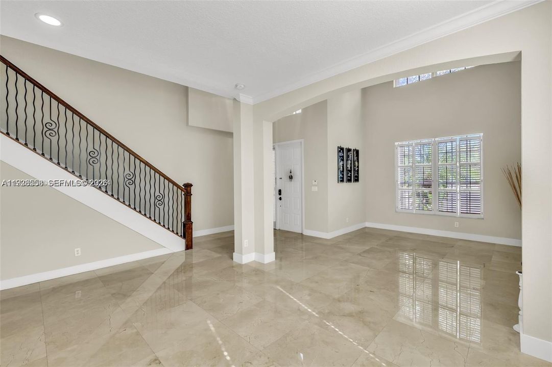 В аренду: $6,200 (4 спален, 3 ванн, 2815 Квадратных фут)