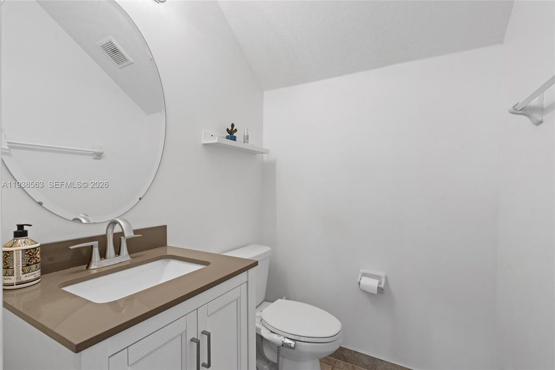 На продажу: $489,000 (3 спален, 2 ванн, 2115 Квадратных фут)