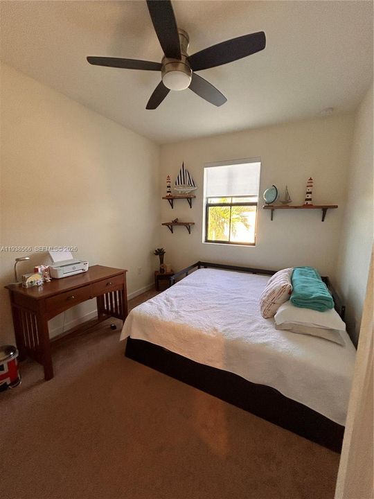 En Renta: $2,600 (3 camas, 2 baños, 1829 Pies cuadrados)