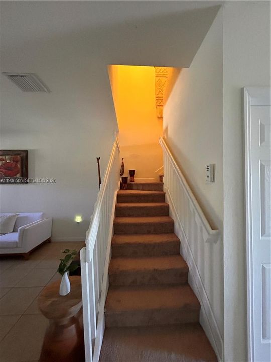 En Renta: $2,600 (3 camas, 2 baños, 1829 Pies cuadrados)