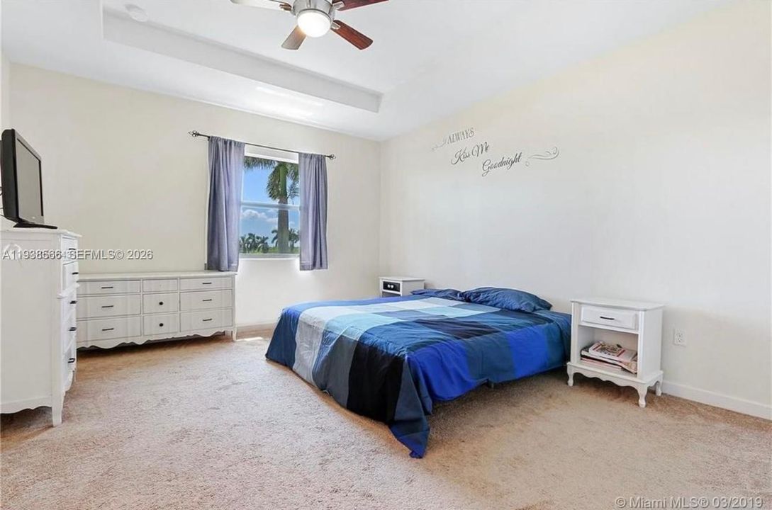 En Renta: $2,600 (3 camas, 2 baños, 1829 Pies cuadrados)