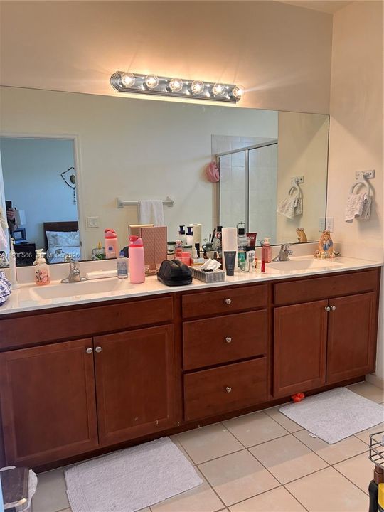 En Renta: $2,600 (3 camas, 2 baños, 1829 Pies cuadrados)