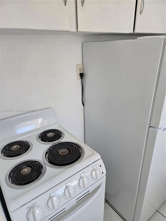 В аренду: $1,200 (1 спален, 1 ванн, 1061 Квадратных фут)