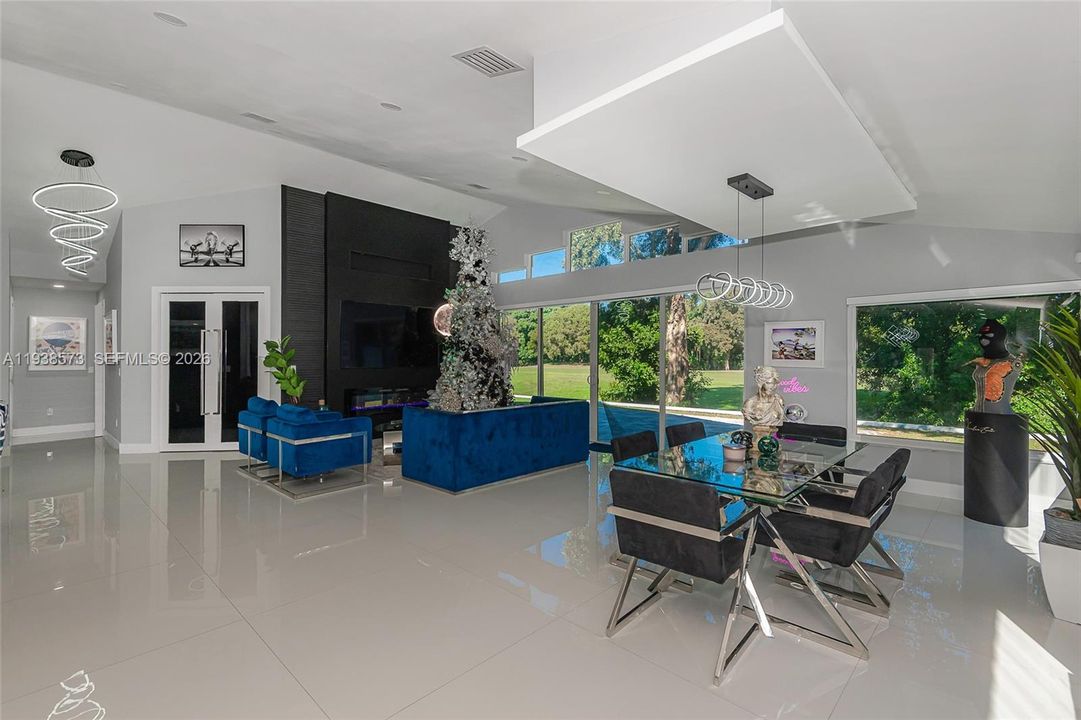 待售: $1,359,995 (4 贝兹, 3 浴室, 3048 平方英尺)