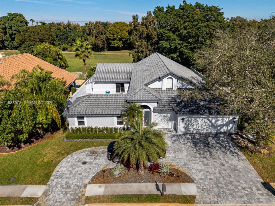 待售: $1,359,995 (4 贝兹, 3 浴室, 3048 平方英尺)