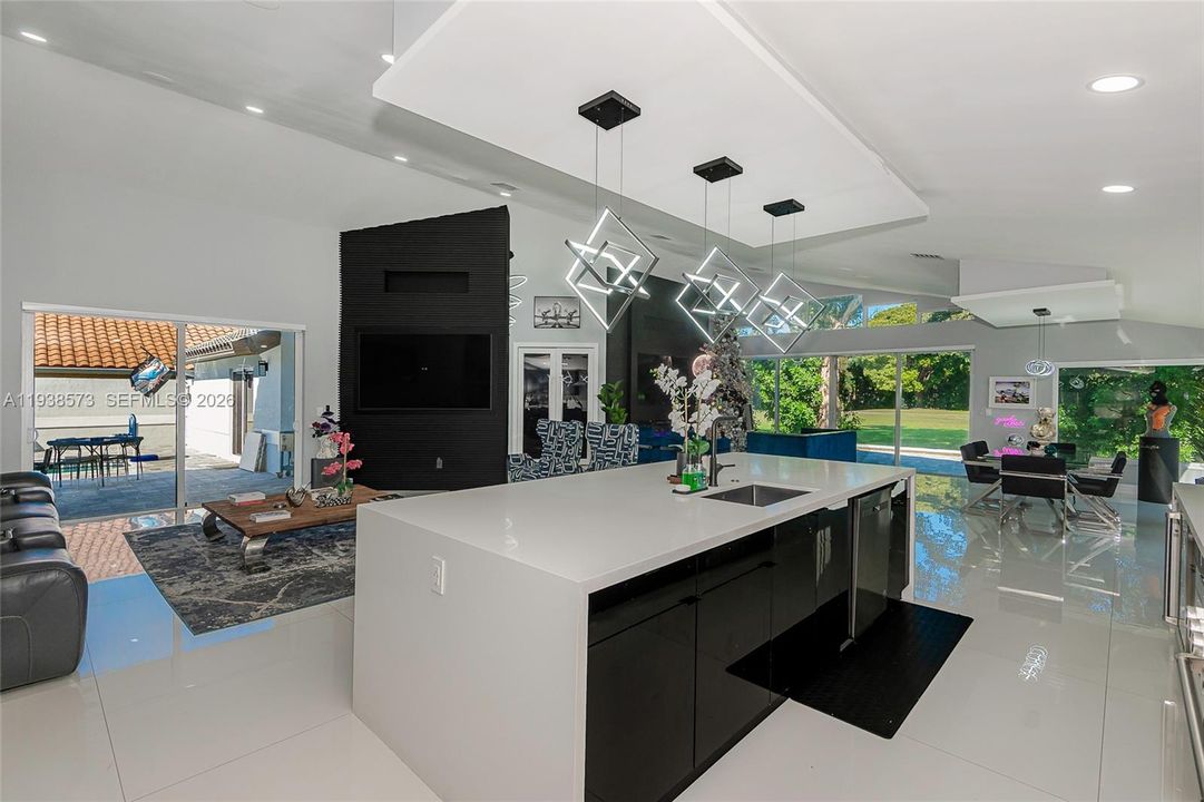 待售: $1,359,995 (4 贝兹, 3 浴室, 3048 平方英尺)