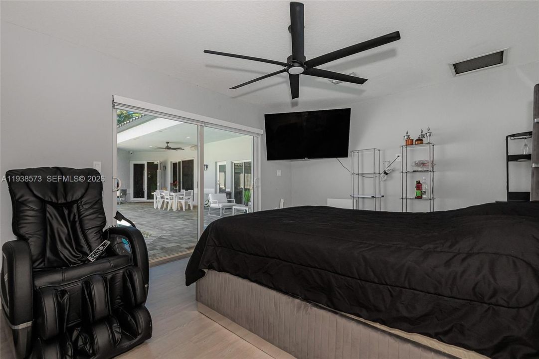 待售: $1,359,995 (4 贝兹, 3 浴室, 3048 平方英尺)