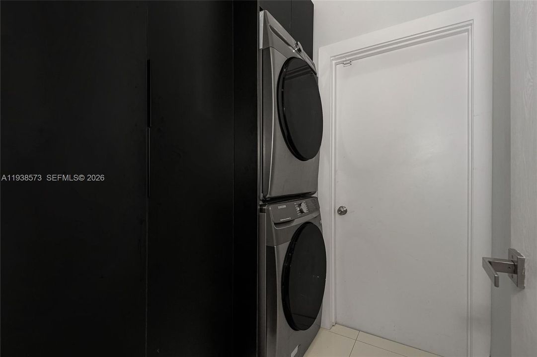 待售: $1,359,995 (4 贝兹, 3 浴室, 3048 平方英尺)