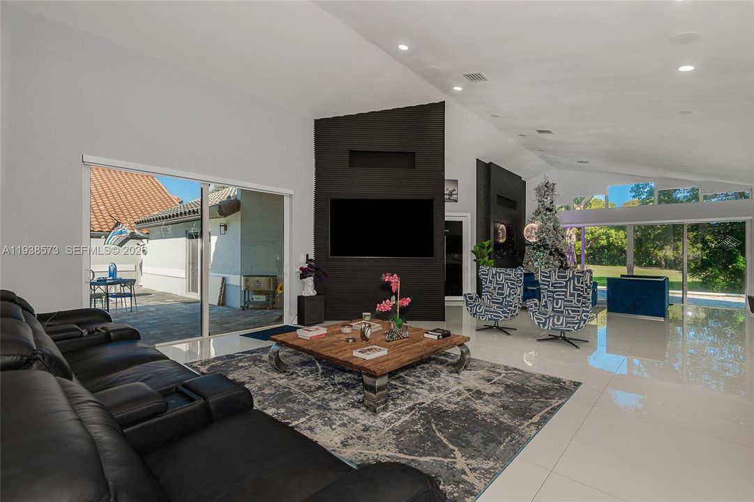 待售: $1,359,995 (4 贝兹, 3 浴室, 3048 平方英尺)