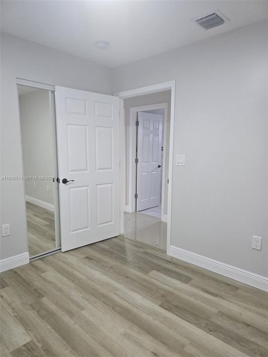 For Sale: $639,900 (3 beds, 1 baths, 1150 Square Feet)