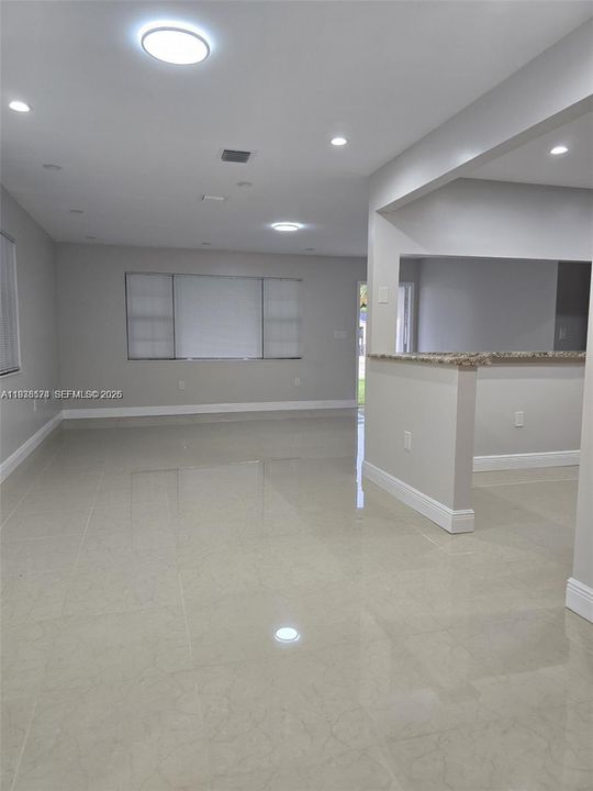 For Sale: $639,900 (3 beds, 1 baths, 1150 Square Feet)