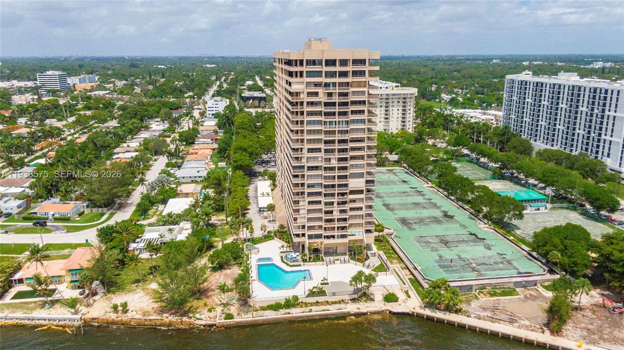 待售: $379,900 (2 贝兹, 2 浴室, 1638 平方英尺)