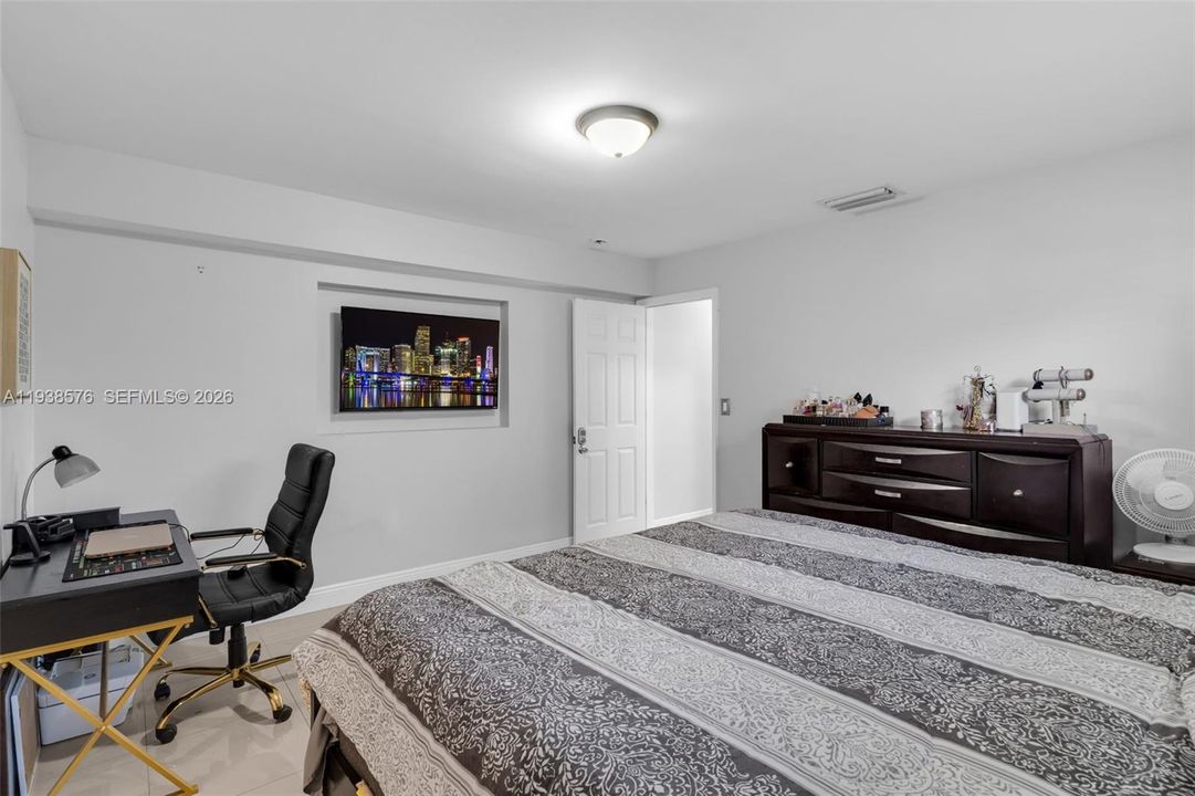 For Sale: $535,000 (3 beds, 2 baths, 1682 Square Feet)