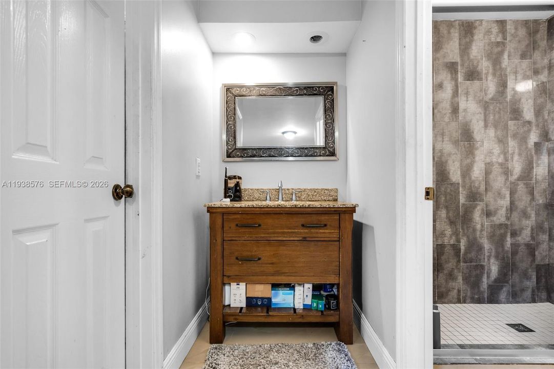 For Sale: $535,000 (3 beds, 2 baths, 1682 Square Feet)