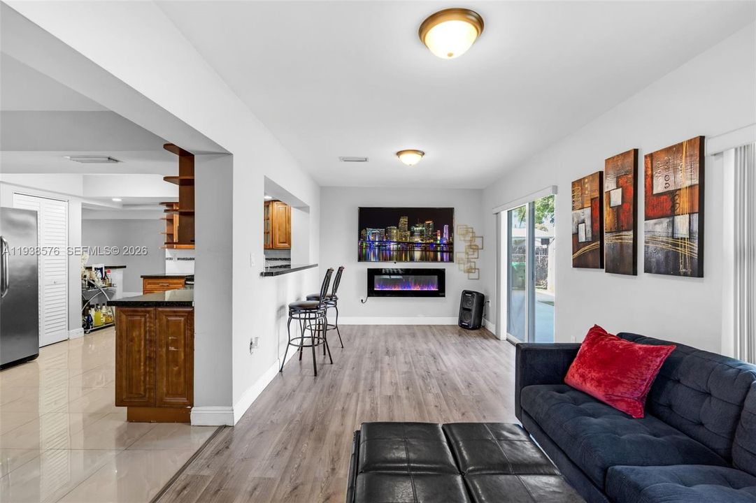 For Sale: $535,000 (3 beds, 2 baths, 1682 Square Feet)