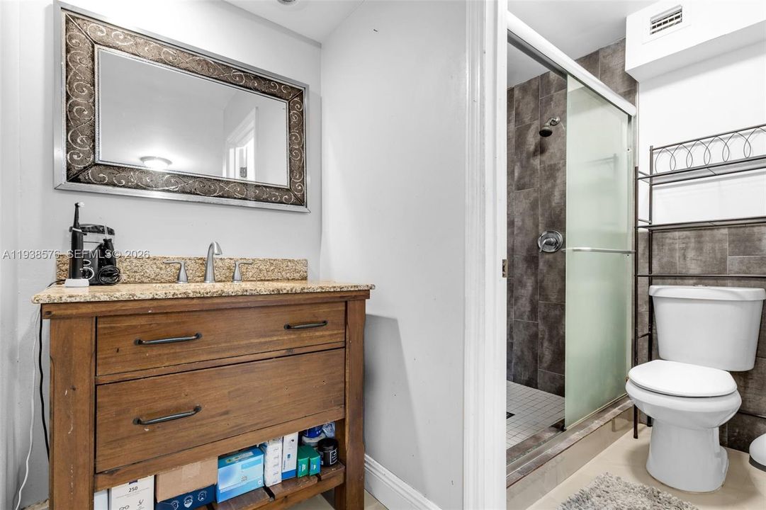 For Sale: $535,000 (3 beds, 2 baths, 1682 Square Feet)