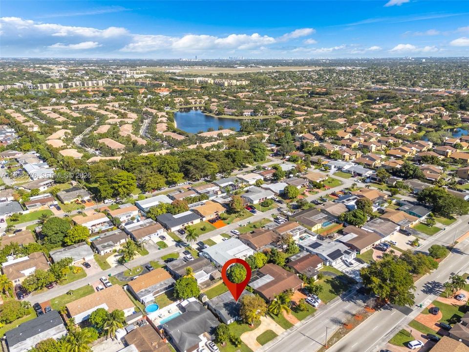 For Sale: $535,000 (3 beds, 2 baths, 1682 Square Feet)