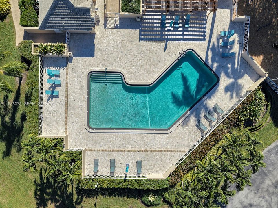 En Venta: $775,000 (3 camas, 3 baños, 2014 Pies cuadrados)