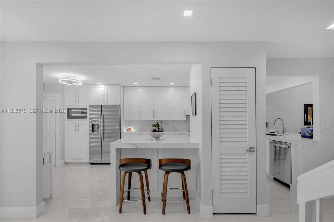 En Venta: $775,000 (3 camas, 3 baños, 2014 Pies cuadrados)