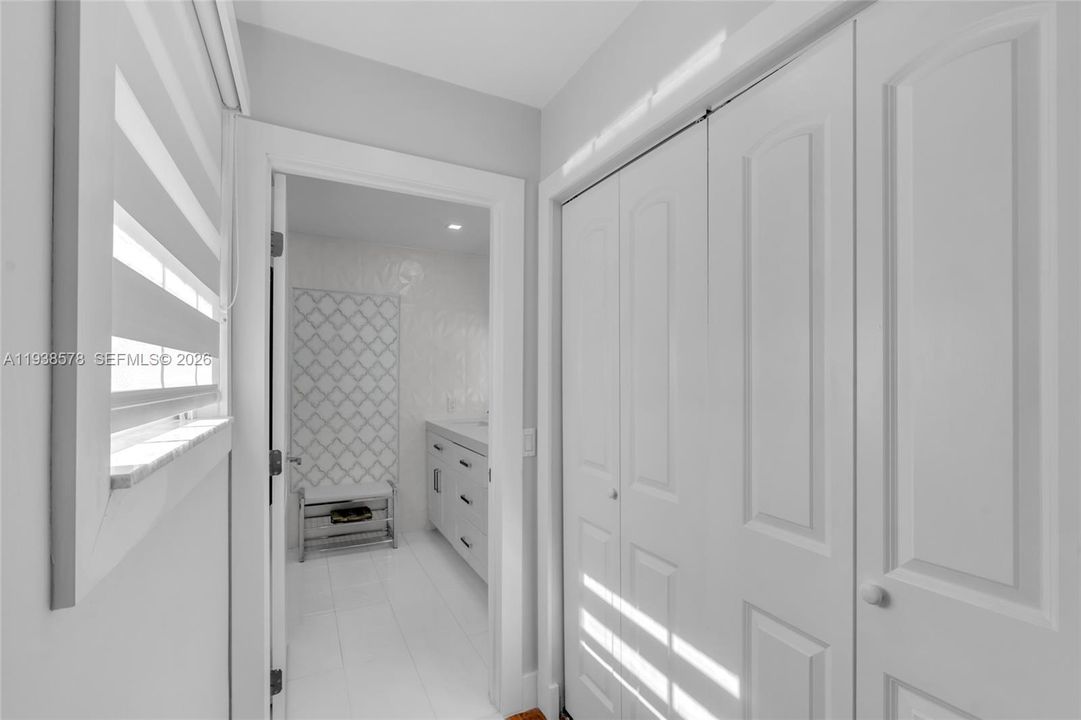 En Venta: $775,000 (3 camas, 3 baños, 2014 Pies cuadrados)