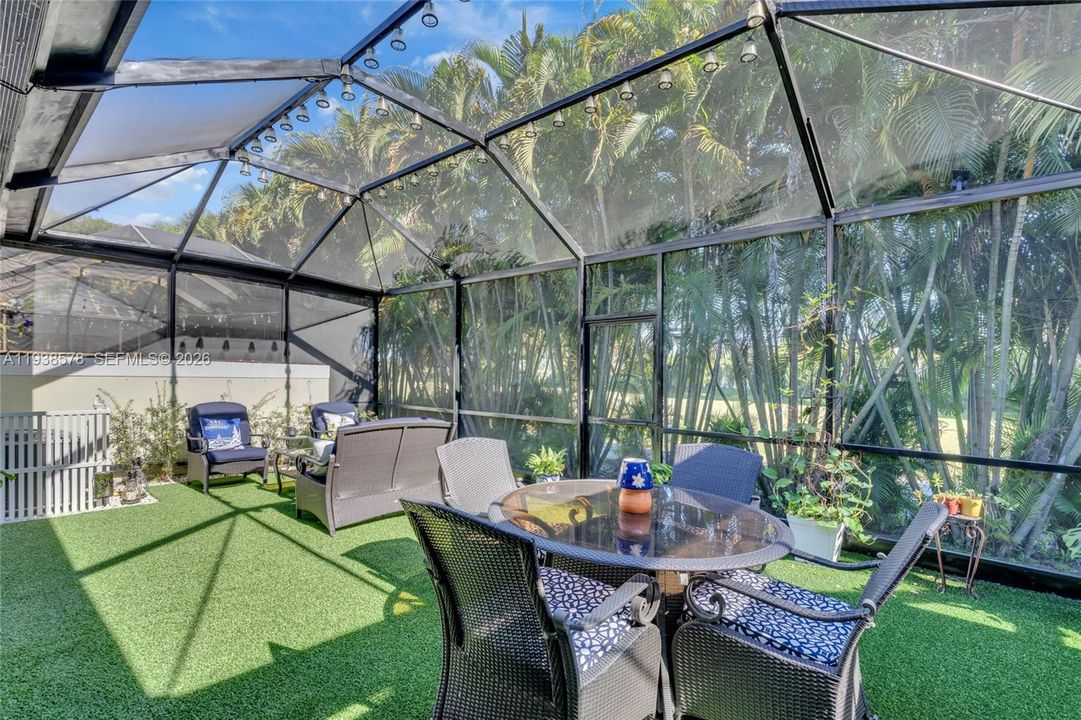 En Venta: $775,000 (3 camas, 3 baños, 2014 Pies cuadrados)