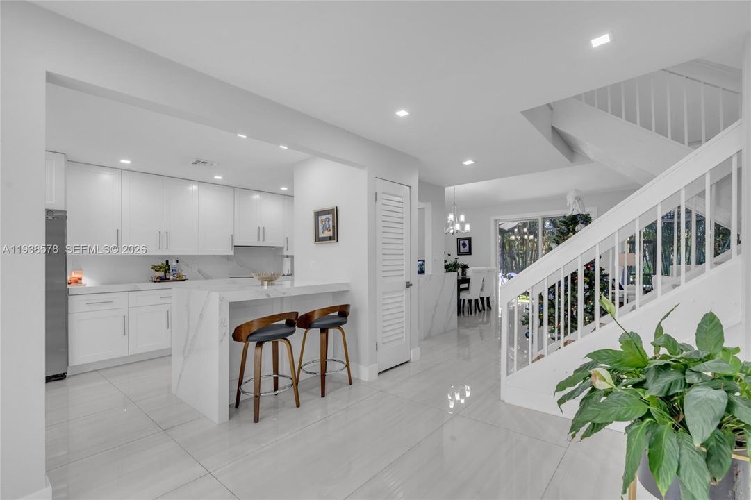 En Venta: $775,000 (3 camas, 3 baños, 2014 Pies cuadrados)