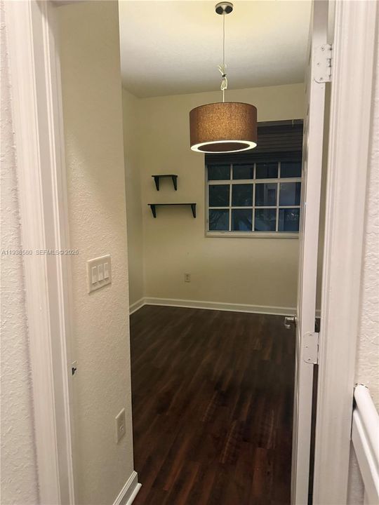 На продажу: $342,000 (3 спален, 2 ванн, 1325 Квадратных фут)