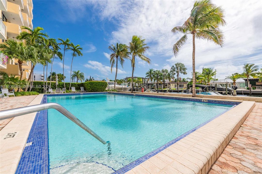 En Venta: $209,900 (1 camas, 1 baños, 723 Pies cuadrados)