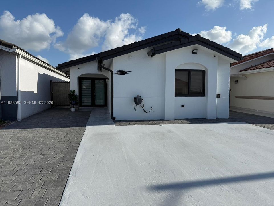 En Renta: $3,500 (2 camas, 2 baños, 989 Pies cuadrados)