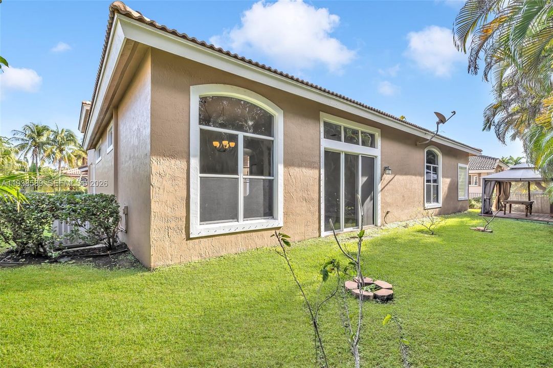 В аренду: $5,500 (4 спален, 3 ванн, 3287 Квадратных фут)