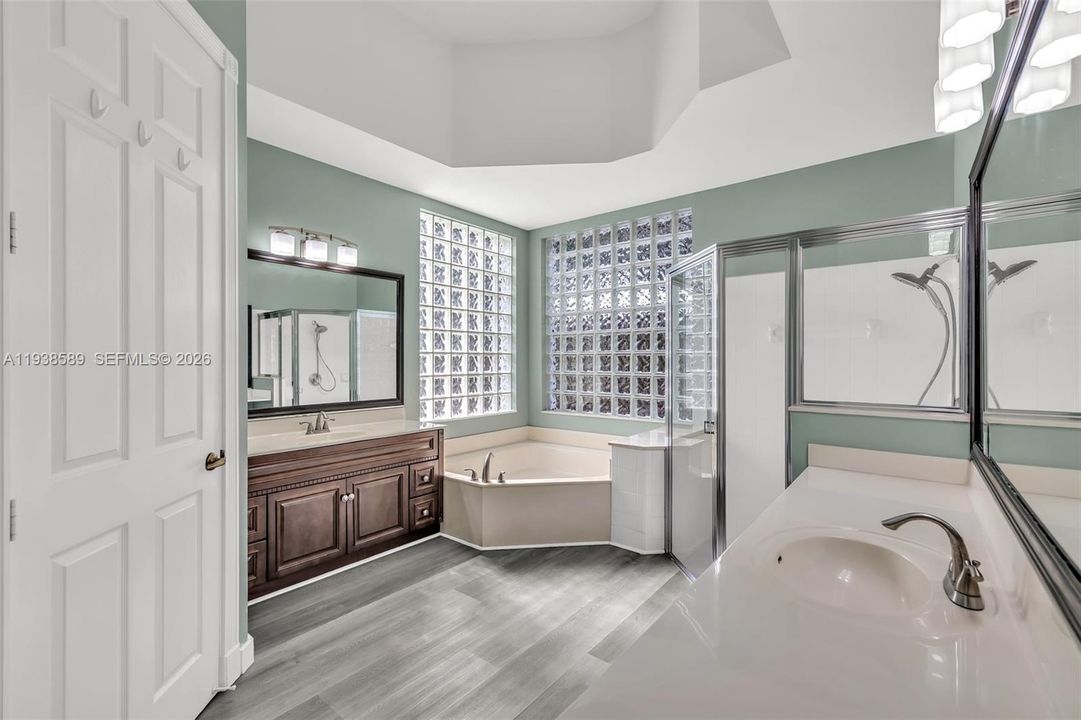 В аренду: $5,500 (4 спален, 3 ванн, 3287 Квадратных фут)