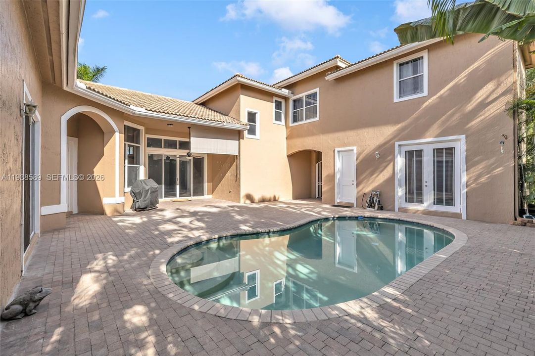 В аренду: $5,500 (4 спален, 3 ванн, 3287 Квадратных фут)