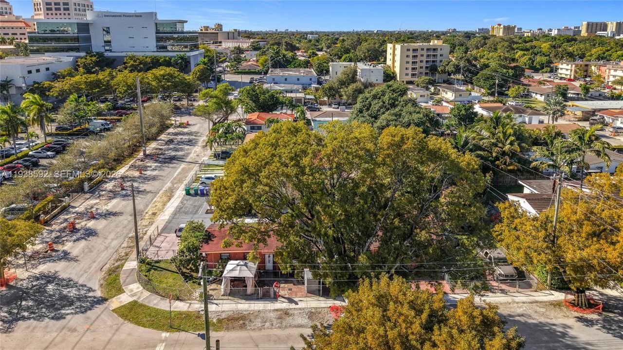 На продажу: $850,000 (0 спален, 0 ванн, 1410 Квадратных фут)