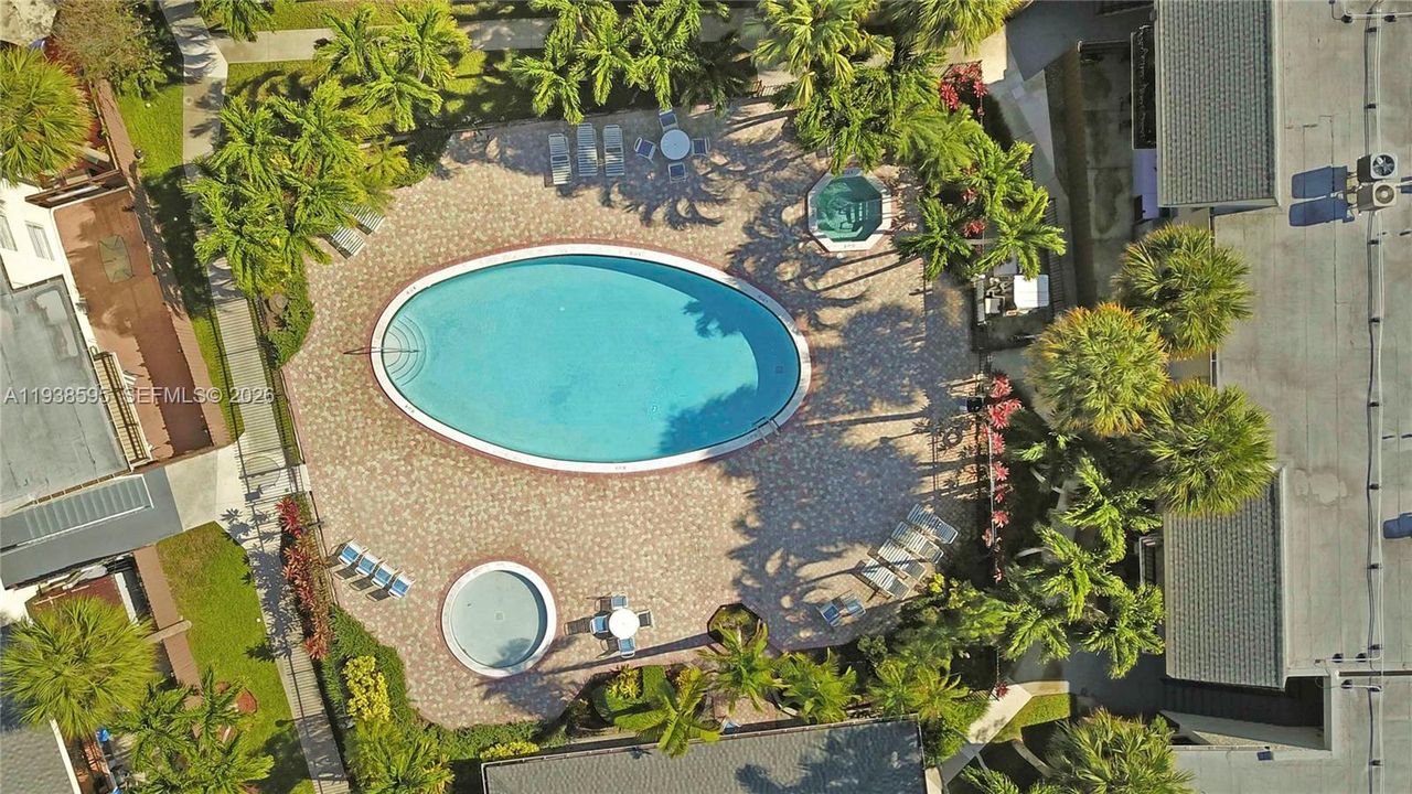 For Sale: $349,999 (3 beds, 2 baths, 1160 Square Feet)