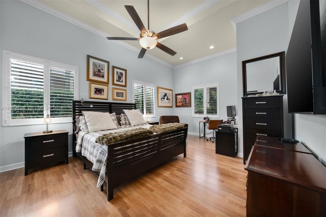 For Sale: $765,000 (4 beds, 2 baths, 2496 Square Feet)