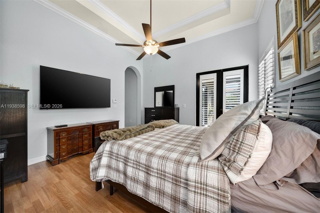 For Sale: $765,000 (4 beds, 2 baths, 2496 Square Feet)