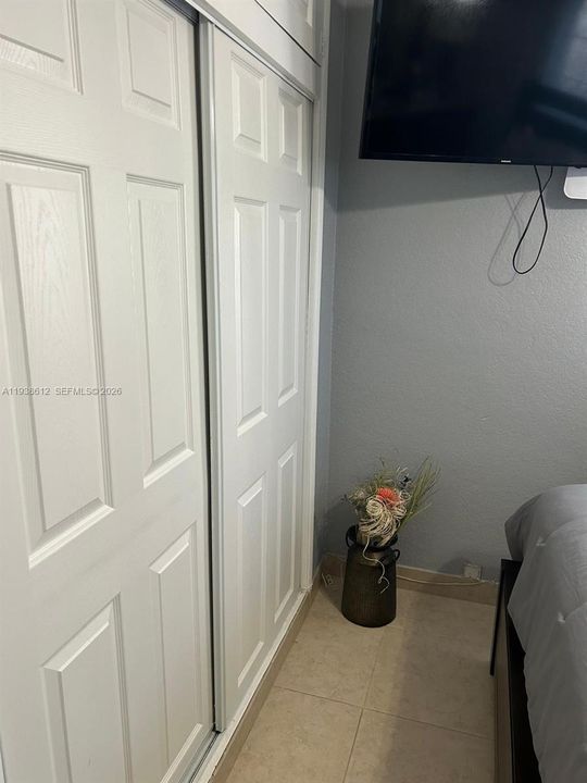 For Sale: $640,000 (4 beds, 2 baths, 1104 Square Feet)