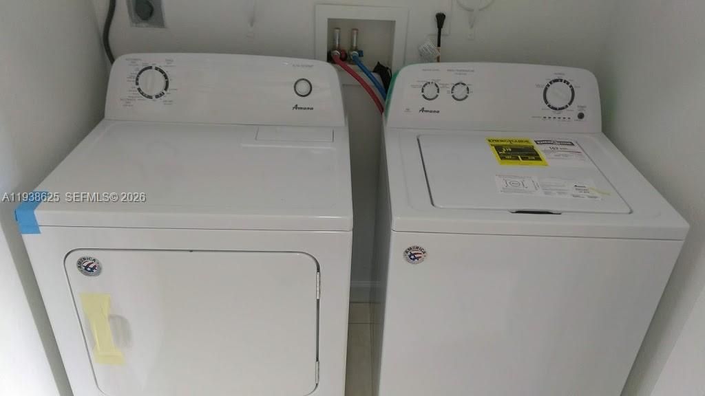 En Renta: $3,000 (4 camas, 2 baños, 1720 Pies cuadrados)