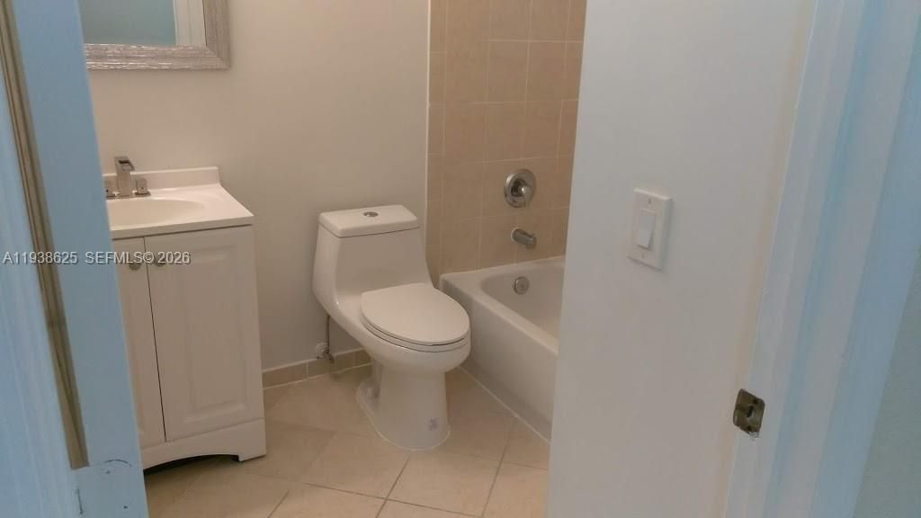 En Renta: $3,000 (4 camas, 2 baños, 1720 Pies cuadrados)