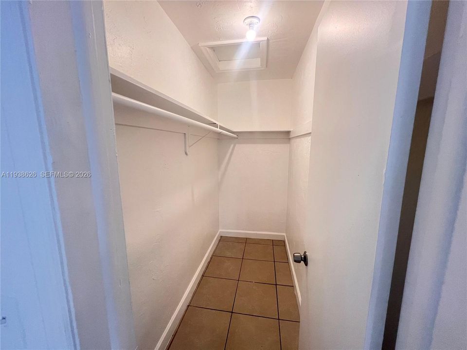 En Renta: $1,950 (3 camas, 0 baños, 8685 Pies cuadrados)