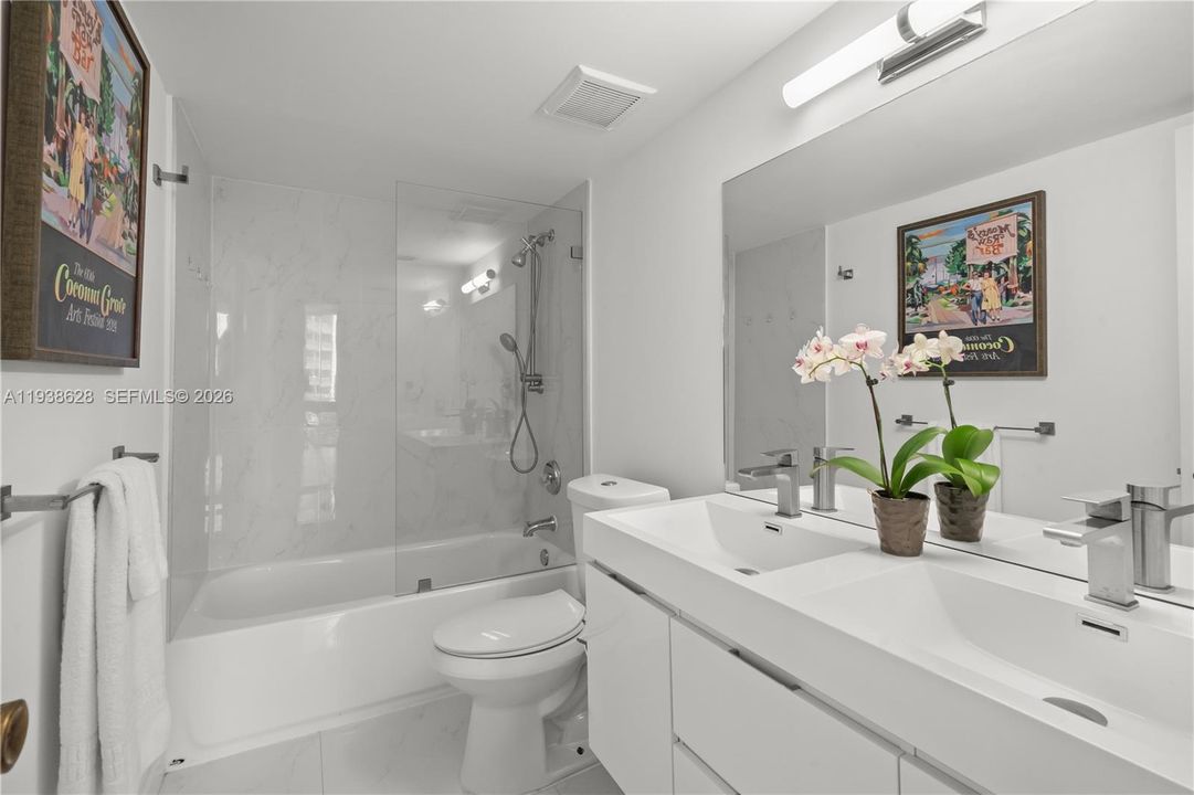 En Venta: $1,495,000 (2 camas, 2 baños, 1375 Pies cuadrados)