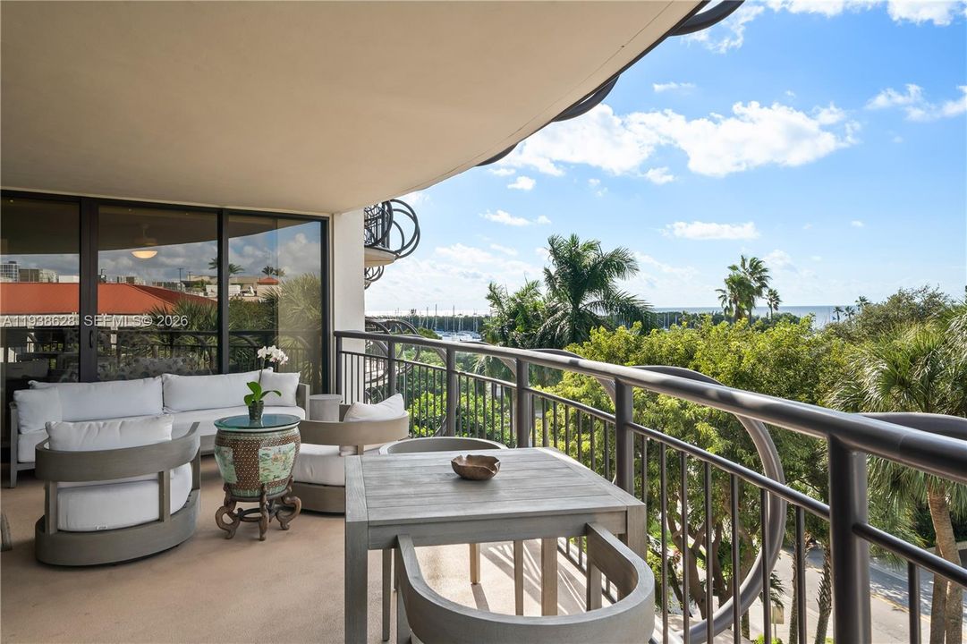 En Venta: $1,495,000 (2 camas, 2 baños, 1375 Pies cuadrados)