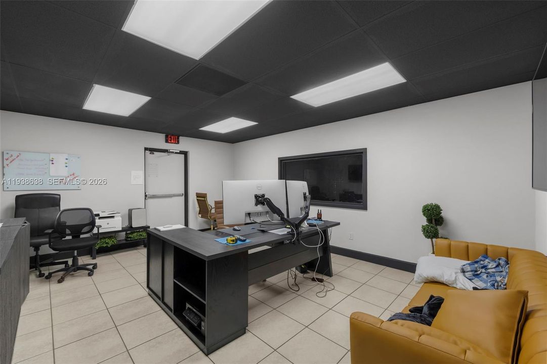 На продажу: $3,800,000 (0 спален, 0 ванн, 0 Квадратных фут)