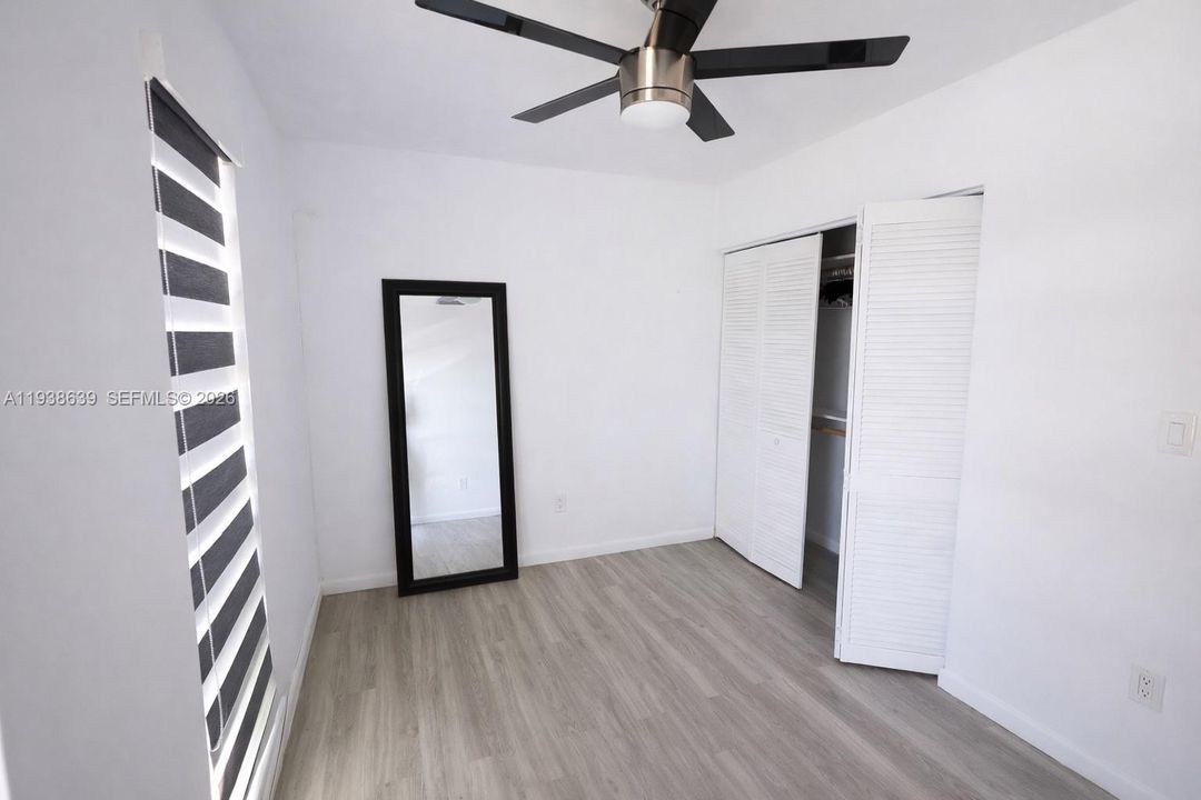 For Rent: $3,000 (3 beds, 1 baths, 1015 Square Feet)