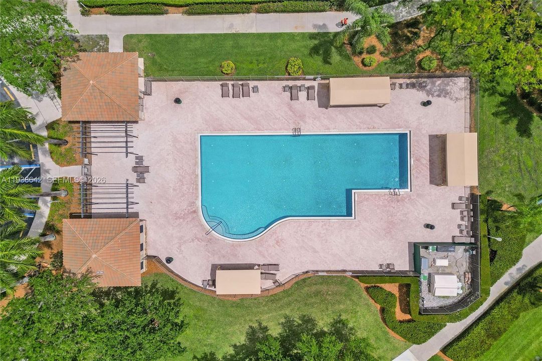 En Renta: $4,400 (4 camas, 2 baños, 1505 Pies cuadrados)