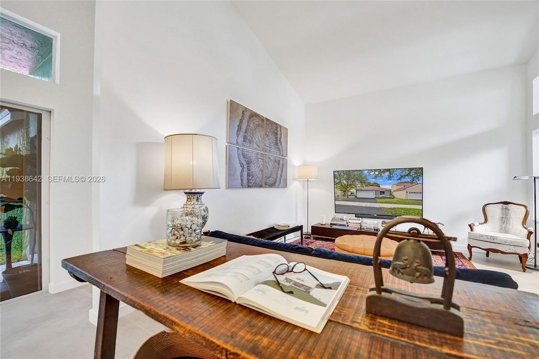 En Renta: $4,400 (4 camas, 2 baños, 1505 Pies cuadrados)