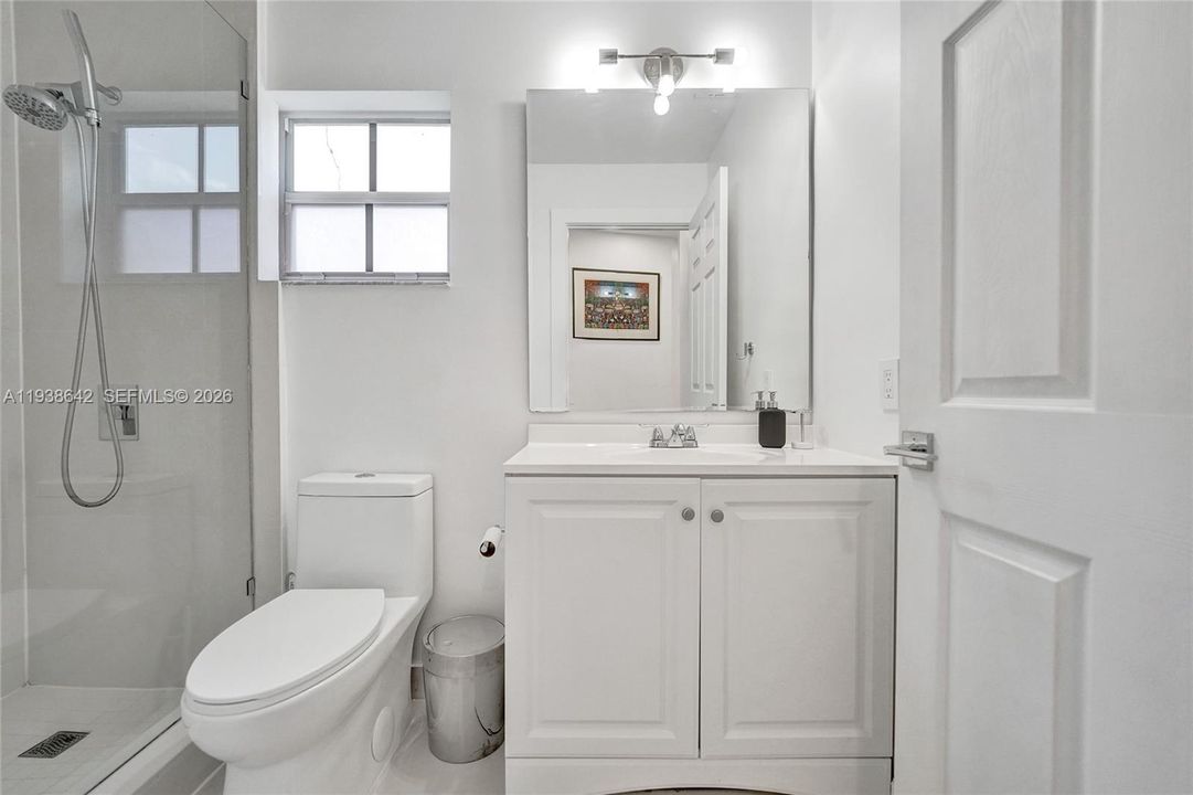 En Renta: $4,400 (4 camas, 2 baños, 1505 Pies cuadrados)