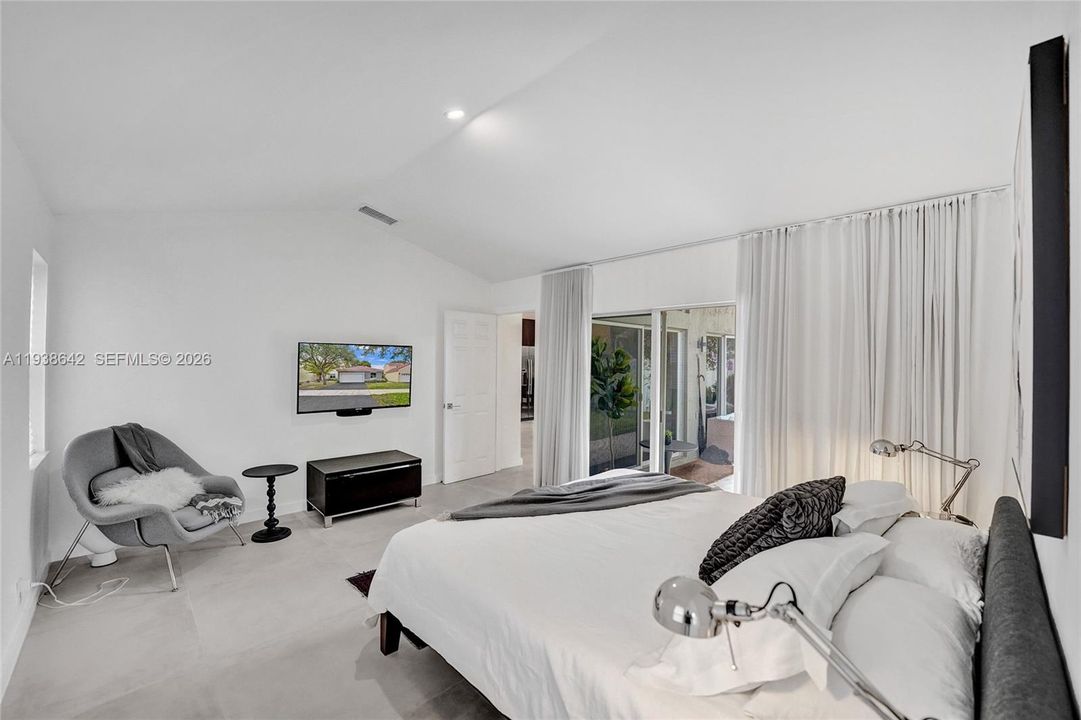 En Renta: $4,400 (4 camas, 2 baños, 1505 Pies cuadrados)